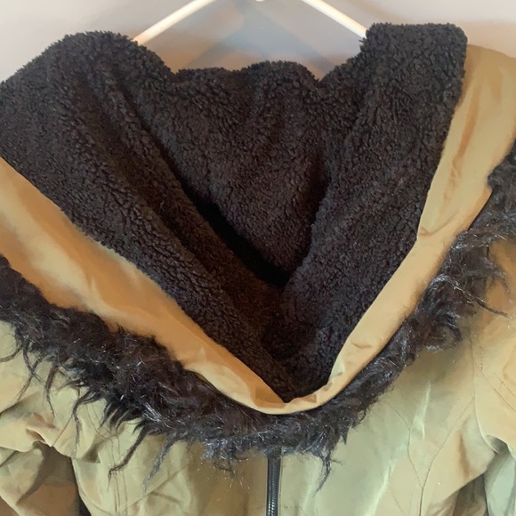 Zara Basic Green Hooded Winter Jacket Women’s Size Small - Picture 10 of 12